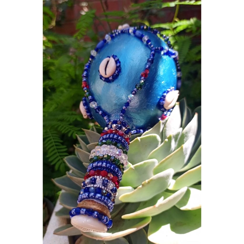 Maraca Decorada para Yemayá Okute 💙❤️